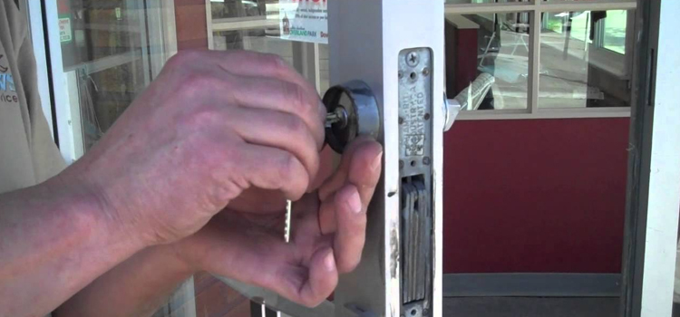 commercial door lock repair East Los Angeles